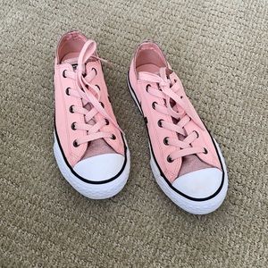 Girls pink converse all star shoes